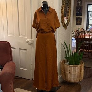 House of Harlow 1960 Copper Satin 2 Piece Set Drawstring Top Wide Leg Pant